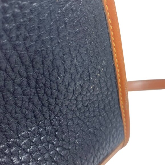 VTG Dooney Bourke Navy Blue / Tan Trim Zip Top Shoulder Crossbody Bag  USA Charm - Picture 2 of 12